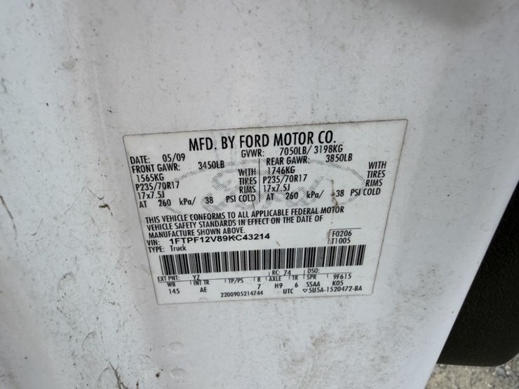 2009-ford-f150-xl-image-10