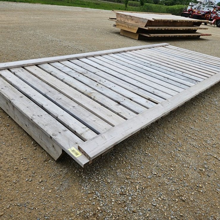 #5198 • 18'5" Shop Built Hay Rack Bed