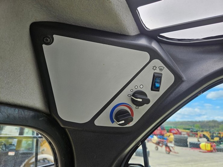 2019-wacker-neuson-sw28-image-33