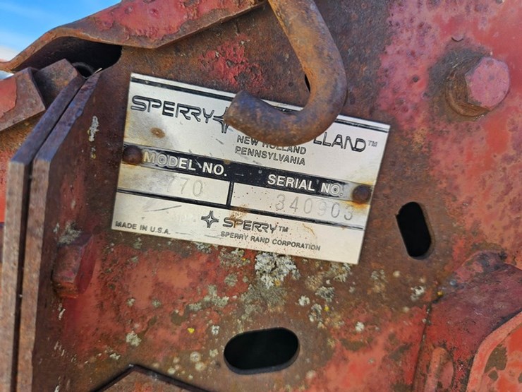 new-holland-770-image-29