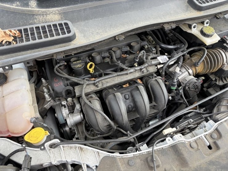2015-ford-escape-image-11
