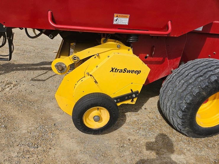 new-holland-br7090-image-18