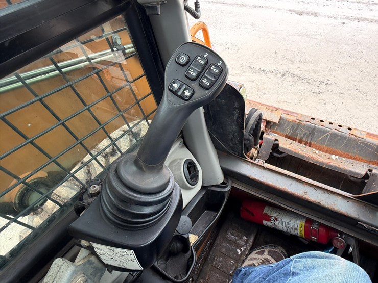 2020-case-sr210b-image-9