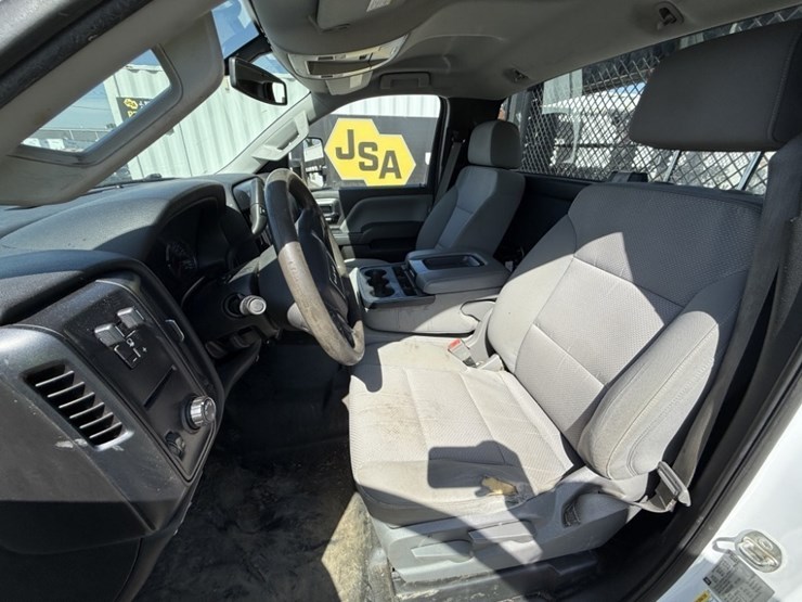 2016-gmc-sierra-2500-image-22