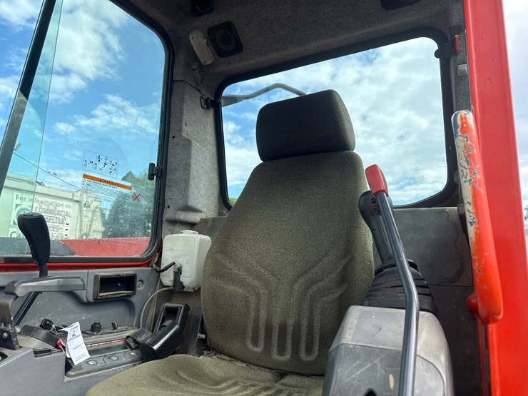 2012-kubota-kx080-3-image-46