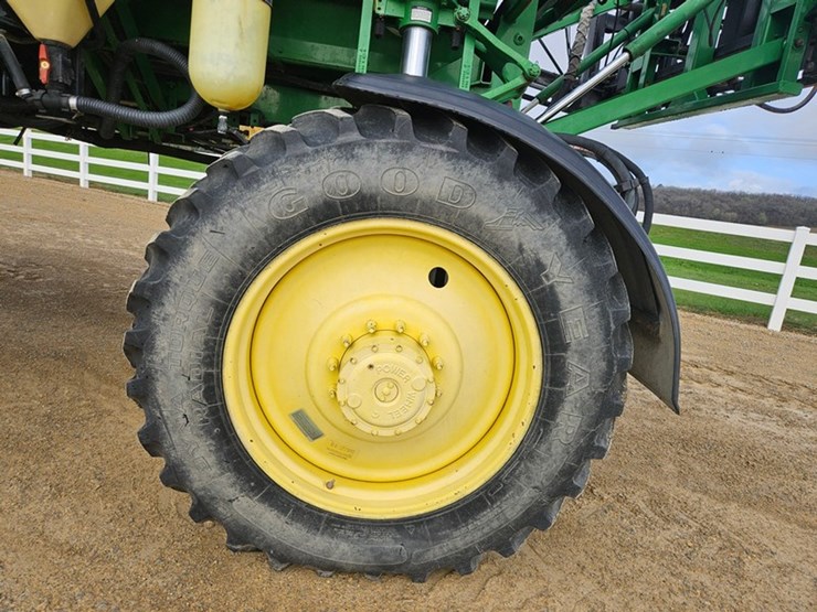 john-deere-4700-image-91