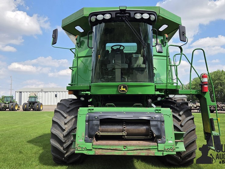 2010-john-deere-9570-sts-image-2