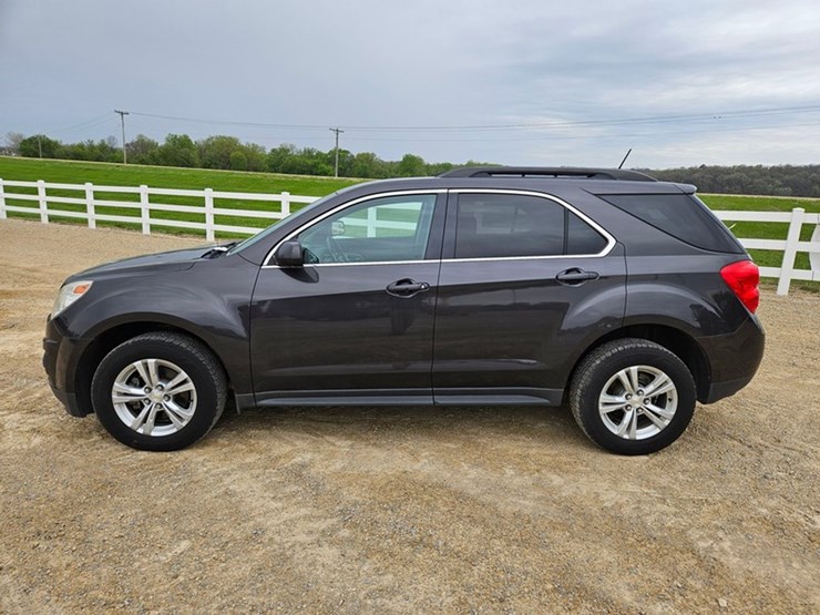 2014-chevrolet-equinox-lt-image-2