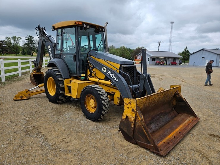 deere-310sj-image-7
