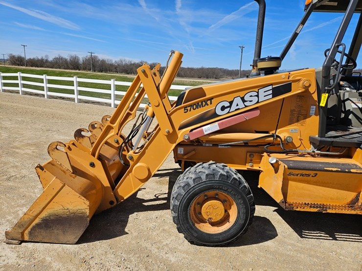 #5075-•-case-mxt-tractor-image-12
