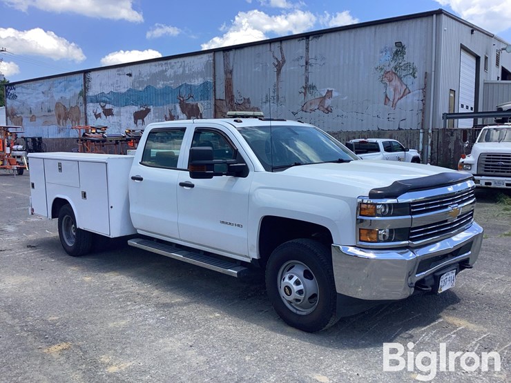 2018-chevrolet-silverado-3500-image-3