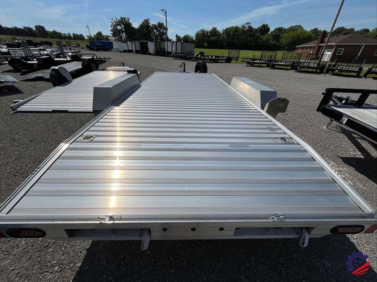 new-2025-timpte-1018-motorsports-t/a-aluminum-tag-trailer-image-23