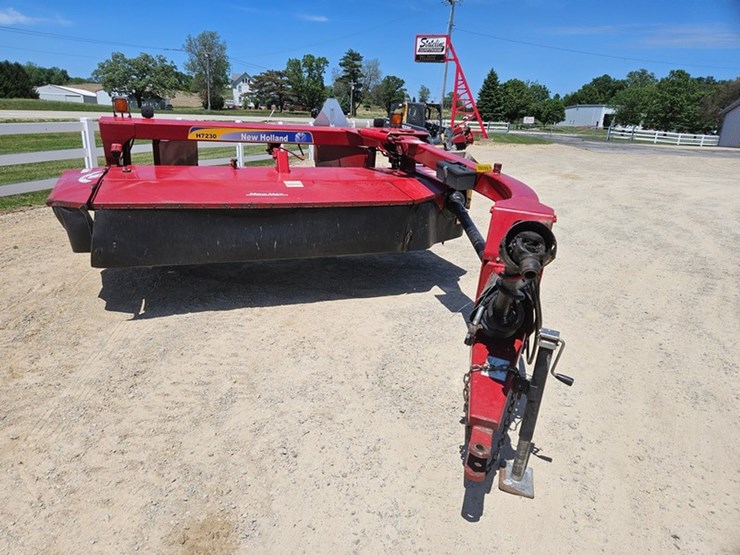 2015-new-holland-h7230-image-8