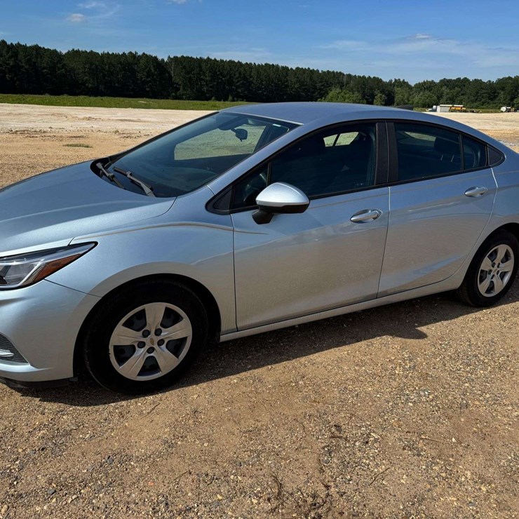 2018 Chevrolet Cruze LS 4 Door Sedan (73,376 Miles)