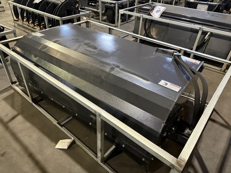2026-arteer-ss-72w-box-broom-image-2