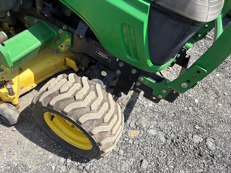2008-john-deere-2305-image-13