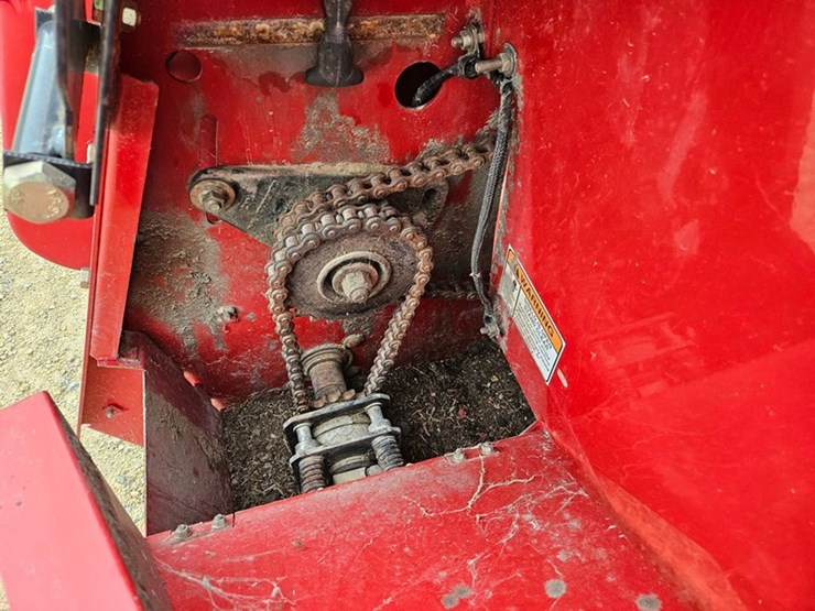 case-ih-3208-image-26
