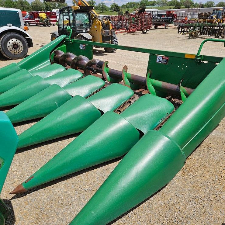 JOHN DEERE 693