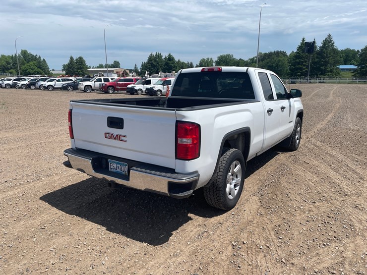 #1324-•-2017-gmc-sierra-pickup-truck-has-mn-title)-image-5