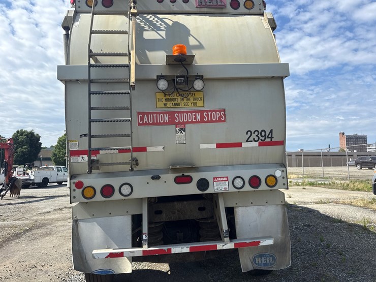 #6-•-2017-peterbilt-heil-front-loader-image-9