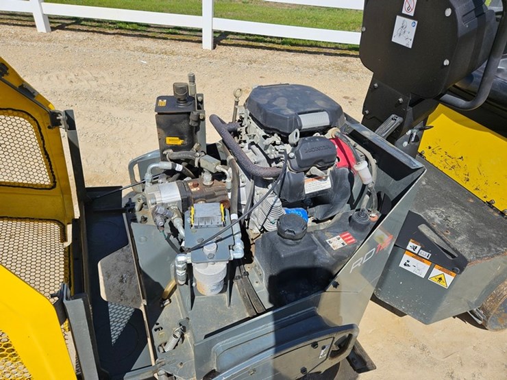2021-wacker-neuson-rd12a-image-12