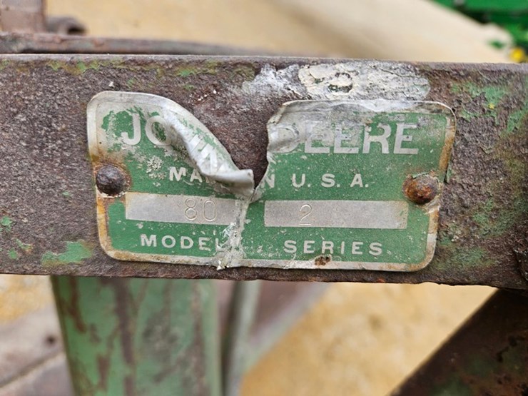 john-deere-80-image-15