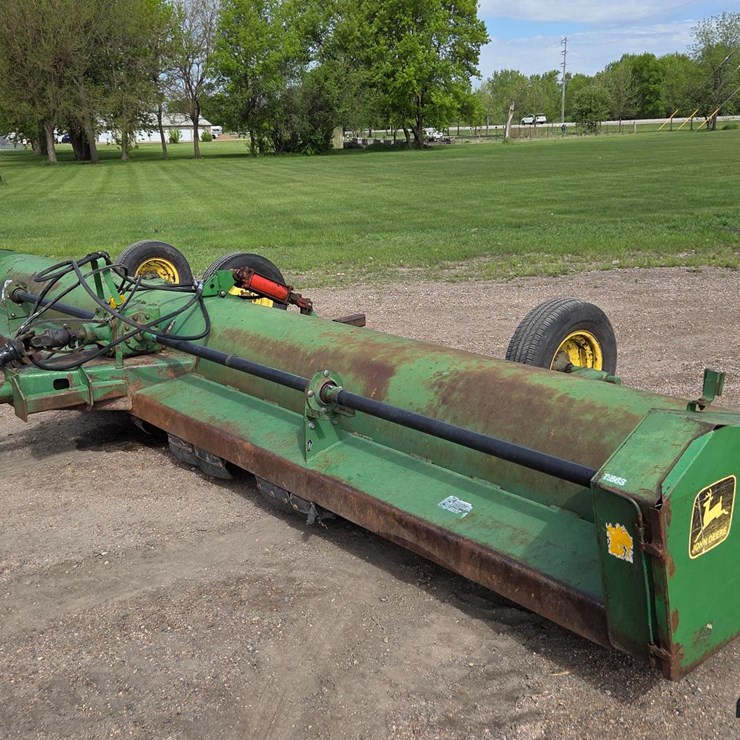 JOHN DEERE 120