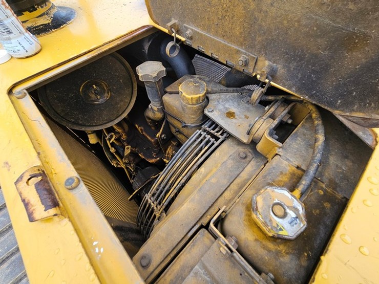 deere-550g-lgp-image-16