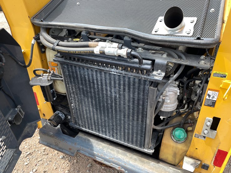 #1087-•-john-deere-319gr-skid-steer-image-7