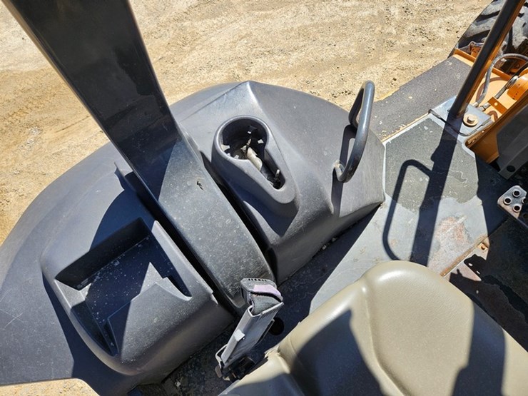#5075-•-case-mxt-tractor-image-23