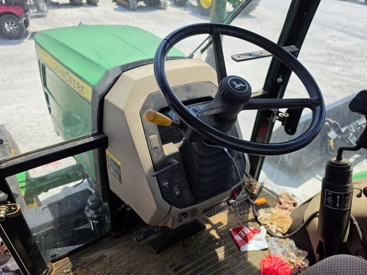 2013-john-deere-5100e-image-16