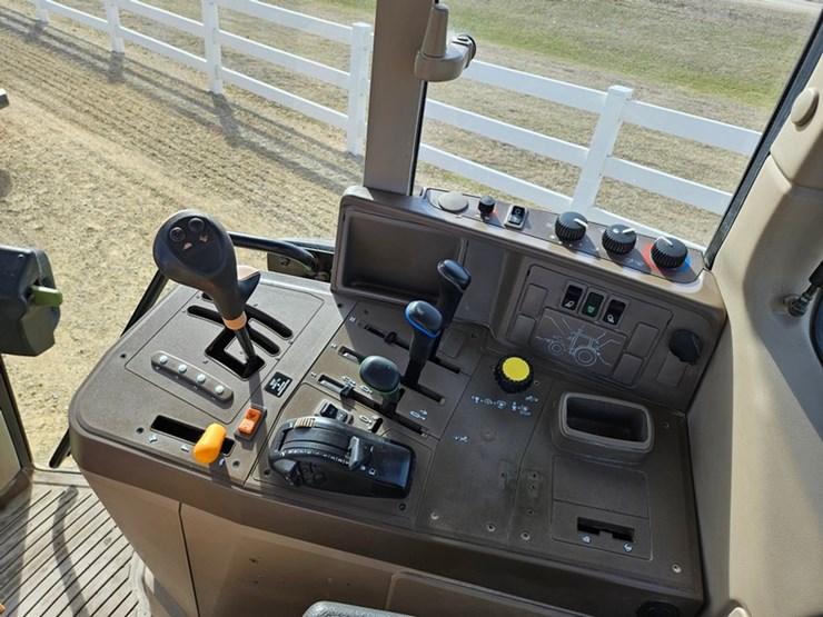 john-deere-6430-image-28