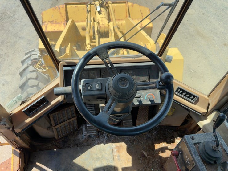 1994-caterpillar-928f-image-23
