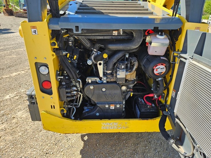 2020-wacker-neuson-st50-image-28