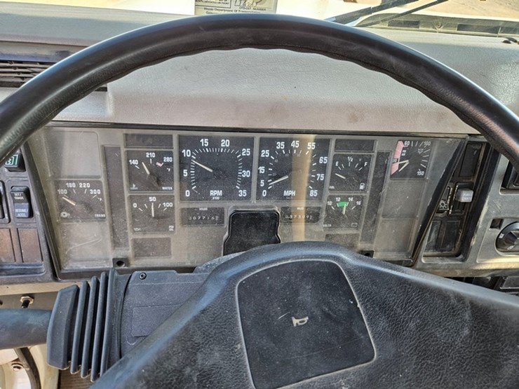 2001-vactor-2100-image-64