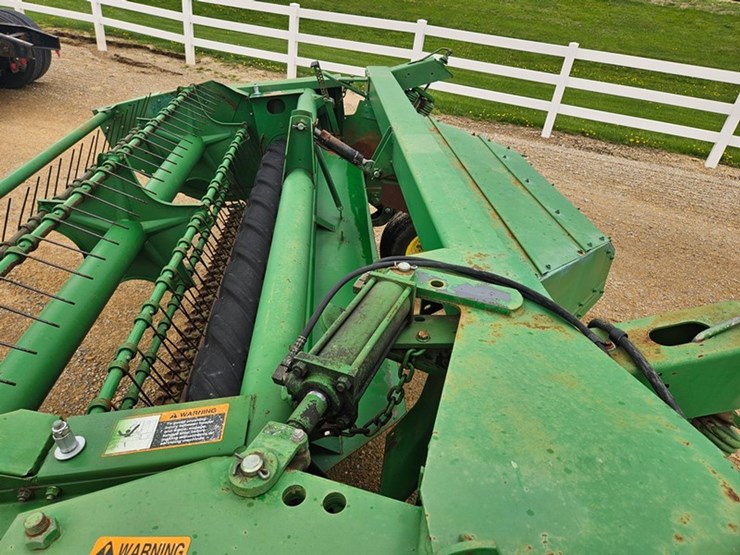 john-deere-820-image-60