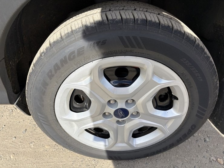 2017-ford-escape-image-17