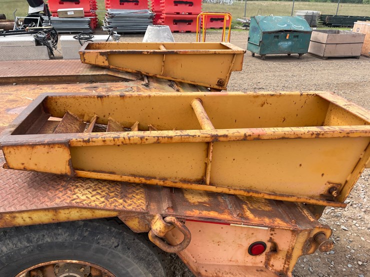 #1222-•-1977-transport-trailers-flatbed-trailer-(has-mn-title)-image-15