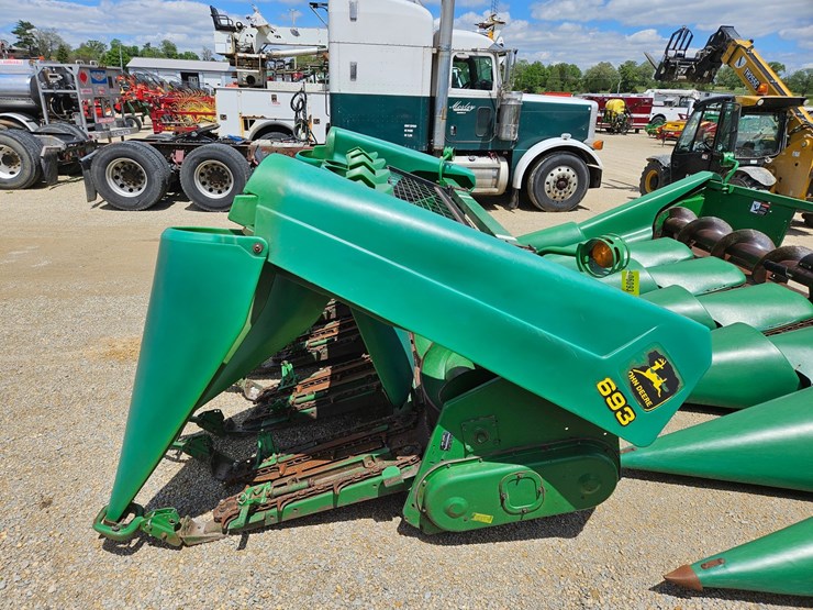 john-deere-693-image-2