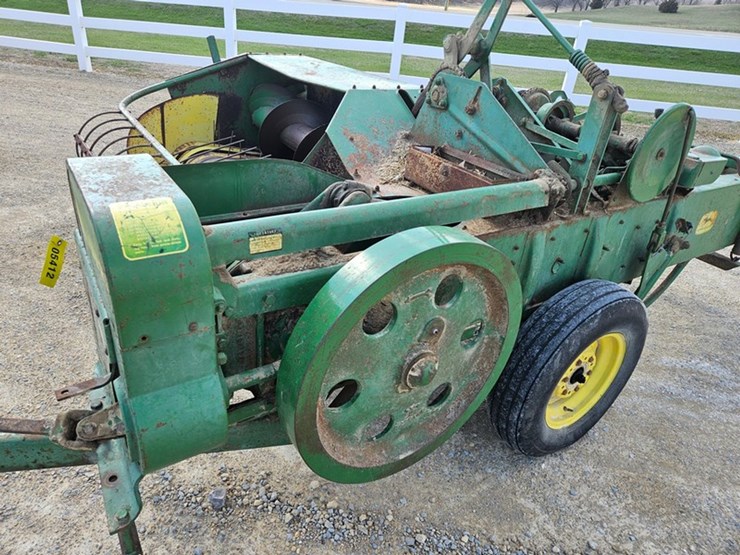john-deere-24t-image-19