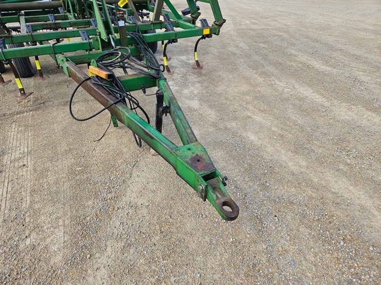 john-deere-28-image-9