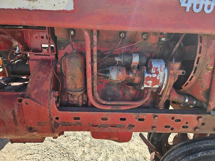 international-400-image-16