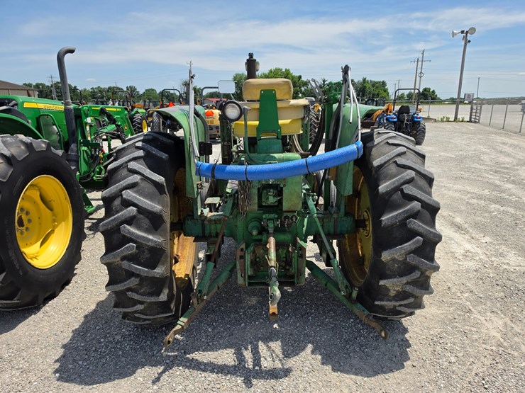1967-john-deere-2510-image-9
