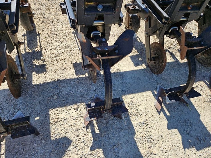 #5078-•-hiniker-3pt-6-row-30"-cultivator-image-17