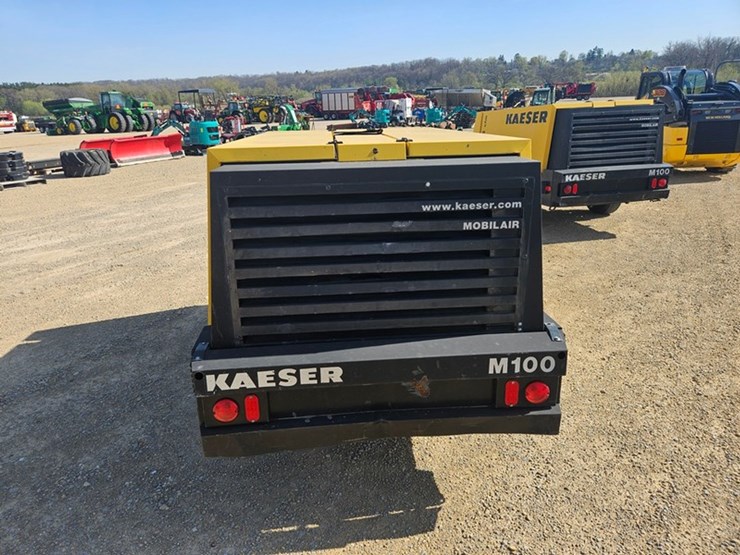 2014-kaeser-m100-image-4