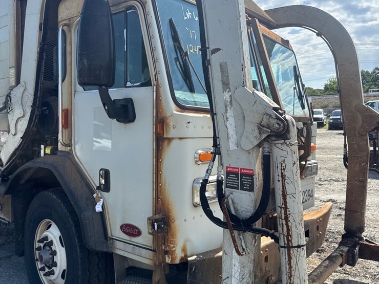#6-•-2017-peterbilt-heil-front-loader-image-54