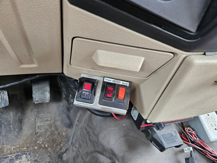 2008-ford-f550-image-47