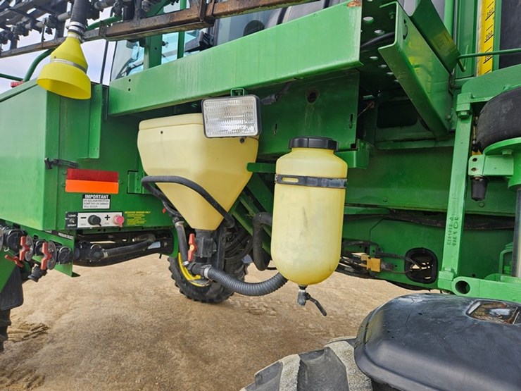 john-deere-4700-image-37