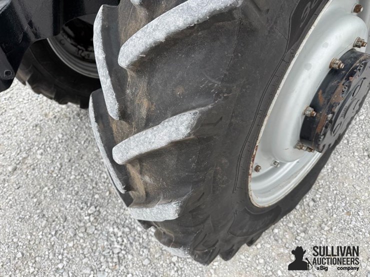 2013-case-ih-puma-215-image-11