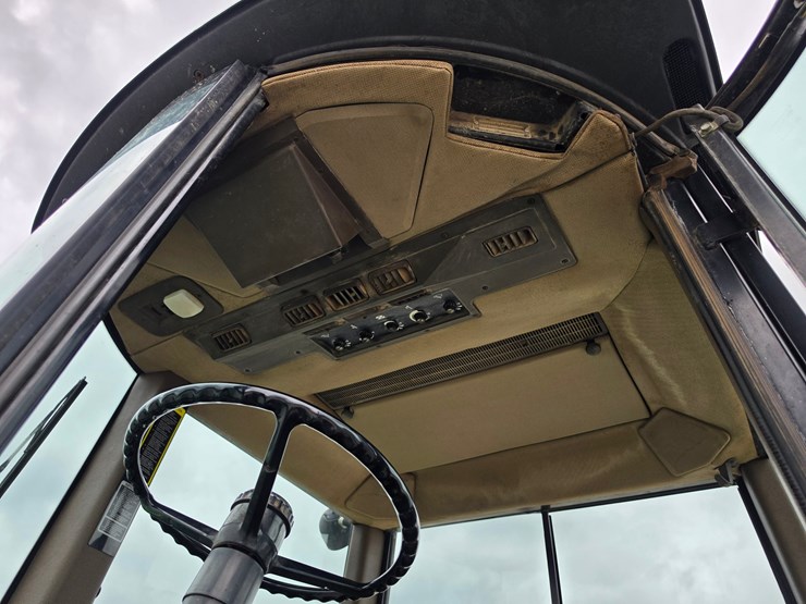 1989-john-deere-4255-image-5